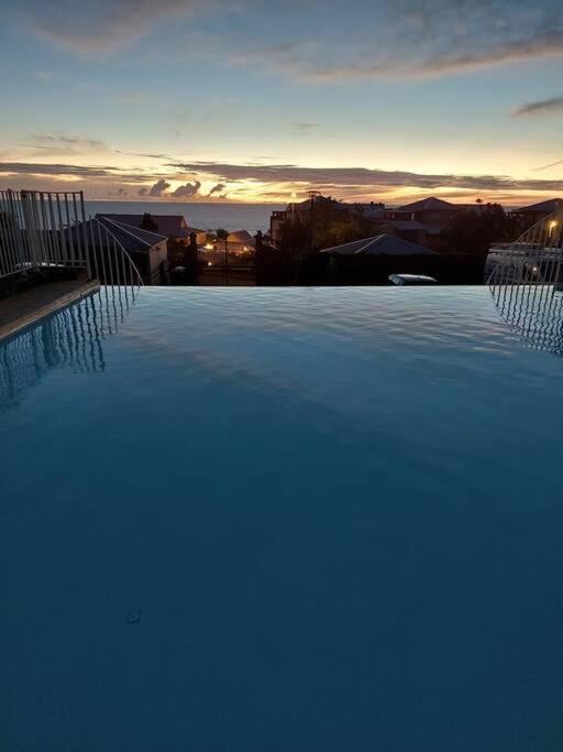 Ferienwohnung Beau T3 Litchi Vue Ocean Piscine Saint-Gilles-les-Bains Exterior foto