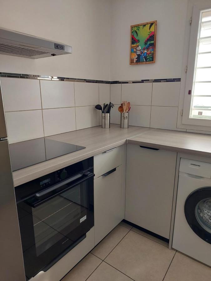 Ferienwohnung Beau T3 Litchi Vue Ocean Piscine Saint-Gilles-les-Bains Exterior foto